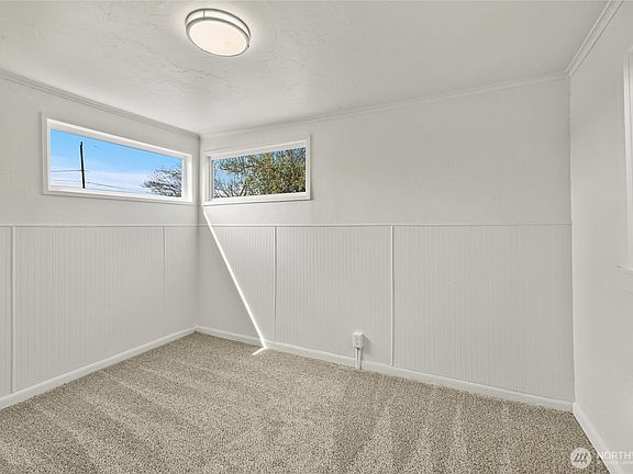 4th image of 108 Yakima Avenue