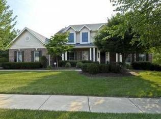 2137 Hickory Summit Ct, Ballwin, MO