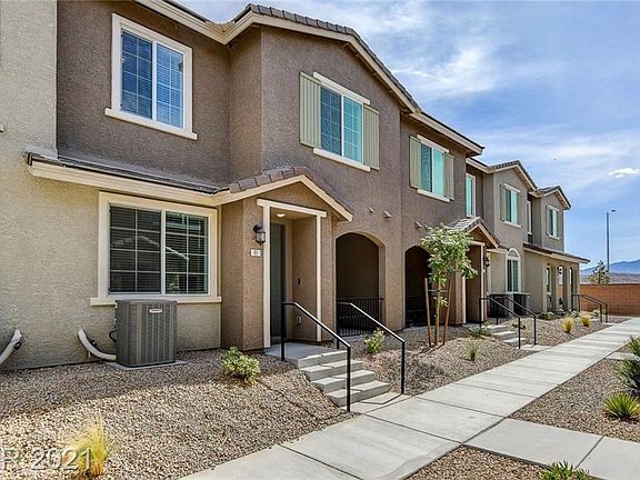 2nd image of 20 Barbara Ln #52