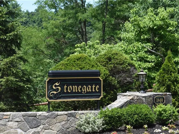 1840 Crompond Road #7C6, Peekskill, NY 10566