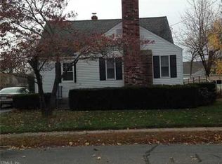 32 Macarthur Rd, Plainville, CT 06062