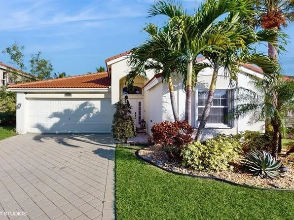 3552 Miramontes Circle, Wellington, FL 33414