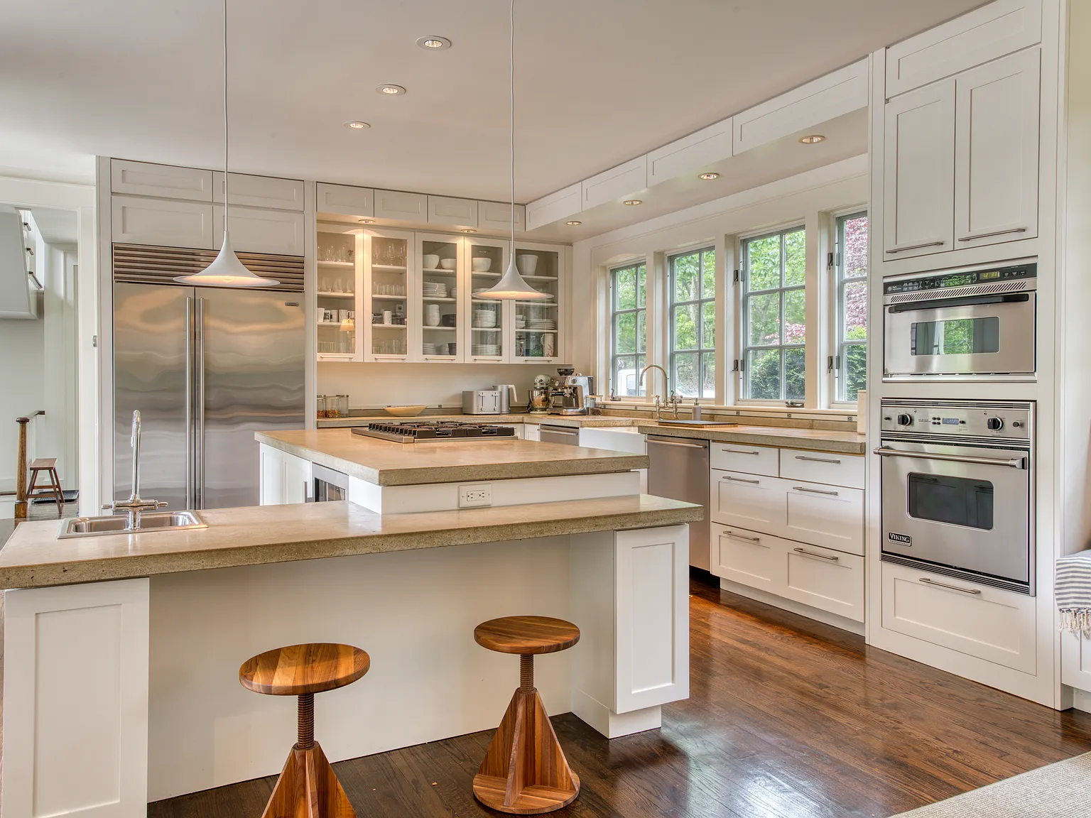 Sag Harbor Chic Rental — Photo 4