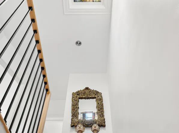 138 Wakeman Place image 16 of 35