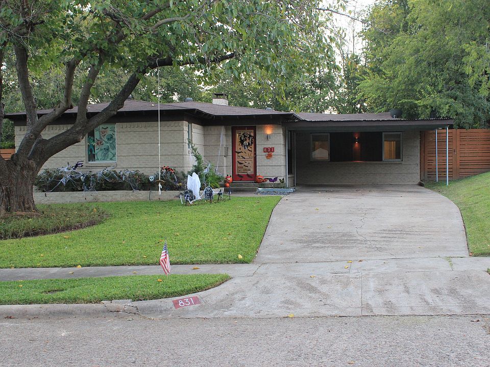 1st image of 831 Lake Terrace Dr