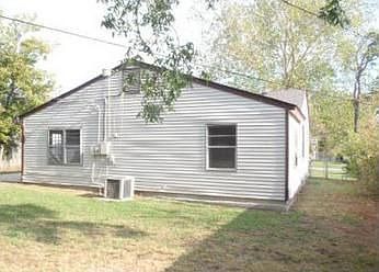2nd image of 6924 E Oklahoma St