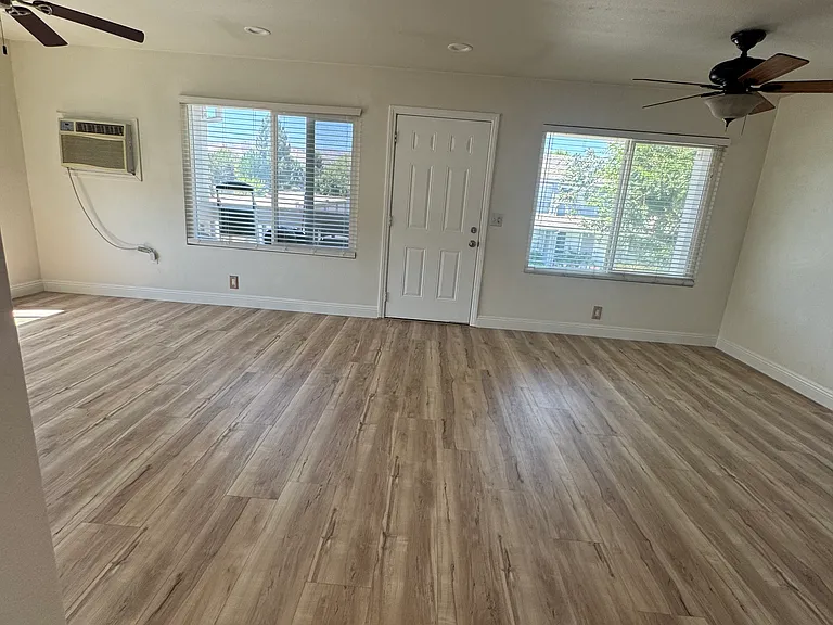 3404 Lockwood Ct #1 — Photo 3