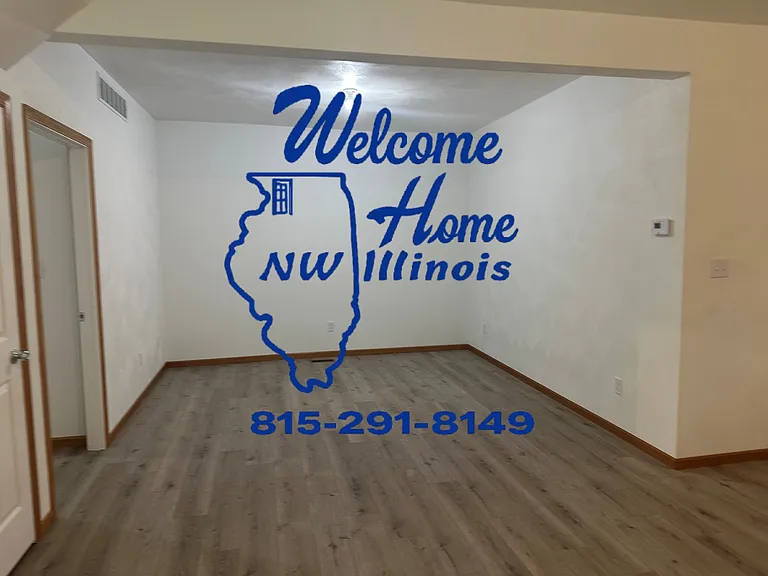 102 W Main — Photo 11