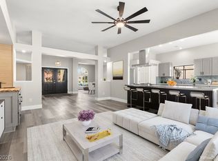 5121 Burr Oak Dr, Las Vegas, NV 89130