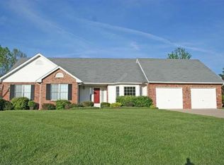 354 Carl St, Columbia, IL 62236