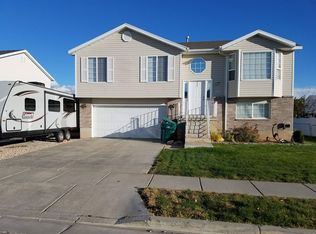 5416 S 4125 W, Roy, UT 84067