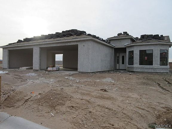 2nd image of 1460 E Columbia Way