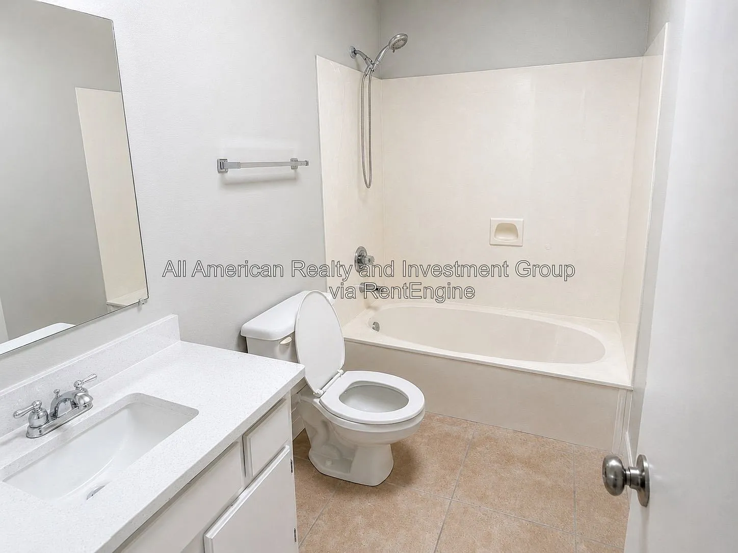 3 bed, 2.0 bath, 1580 sqft, $2,095 — Photo 4