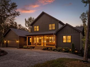 852 Old Grand Center Rd, Chickamauga, GA 30707