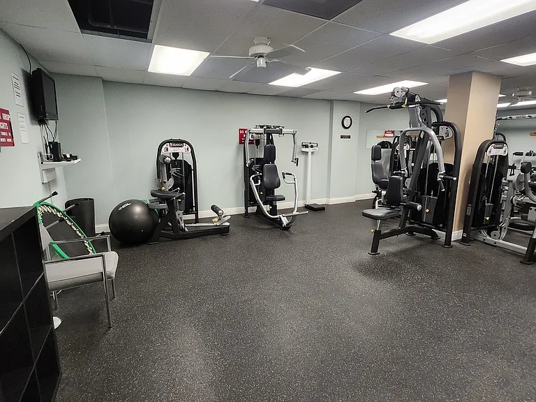 925 N Halifax Ave #303 — Photo 26