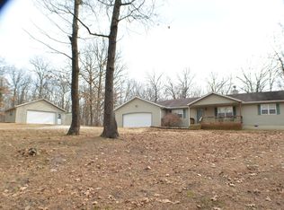 4998 Kingswood Ln, Diamond, MO 64840