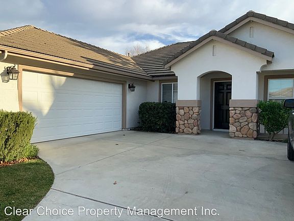 2nd image of 2668 Vineyard Cir