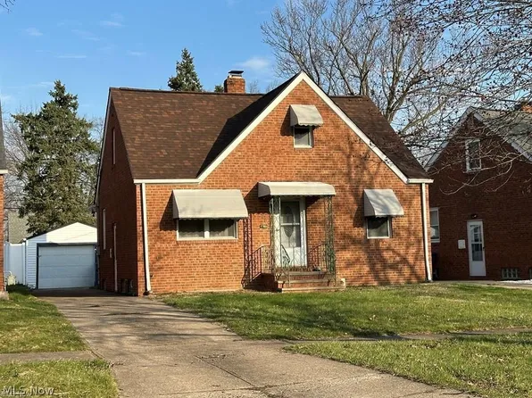 5926 Deering Ave, Parma Heights, OH 44130