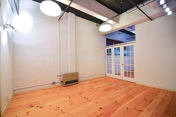 Rented by Brick&Mortar | media 29