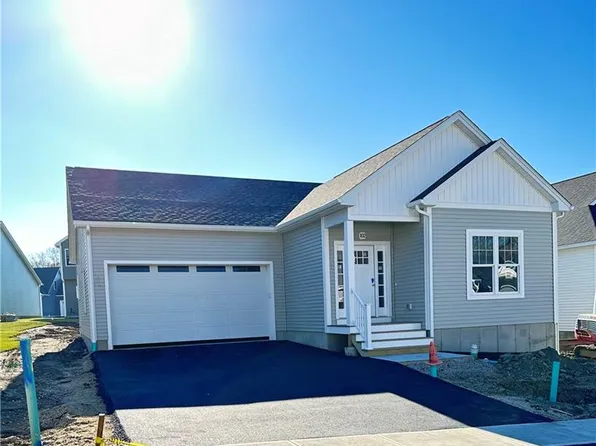 102 Ipswich Blvd, North Kingstown, RI 02852