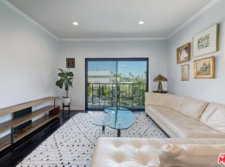 1045 N Kings Rd APT 310, West Hollywood, CA 90069