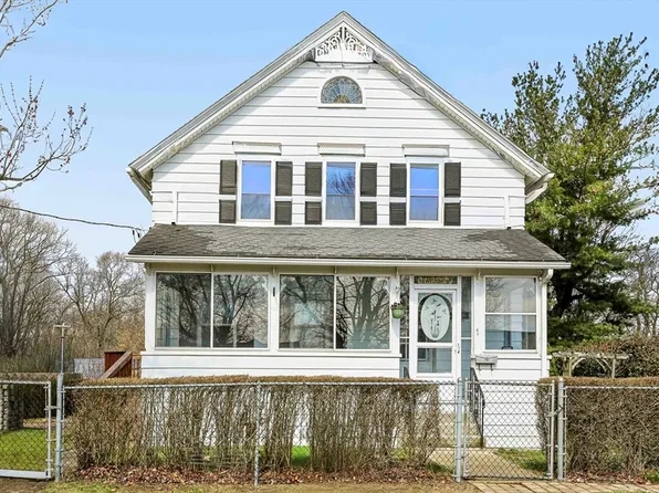 1 Laselle Ave, Worcester, MA 01605