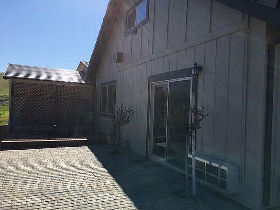 4th image of 34760 S Stearman Ct