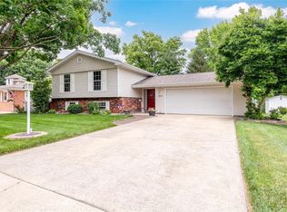 651 Harvard Dr, Edwardsville, IL 62025