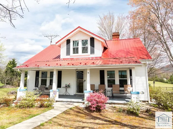 705 Mountain View Loop, Stuart, VA 24171