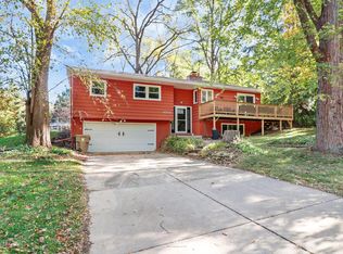6006 Old Middleton Rd, Madison, WI 53705