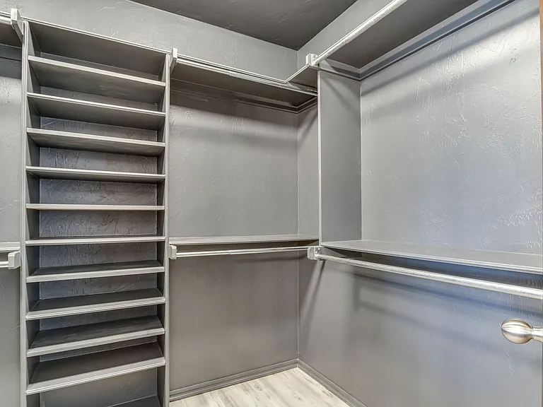 1174 Misty Ln NW — Photo 32
