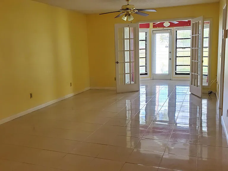 4340 Middlebrook Rd — Photo 7