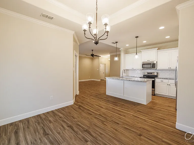 7325 Wildflower Way — Photo 9