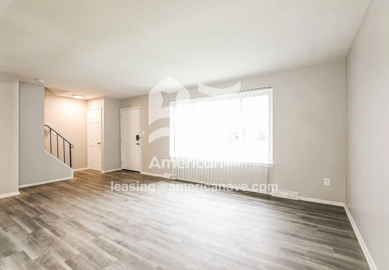 3 bed, 1.5 bath, 1332 sqft, $1,497 — Photo 3