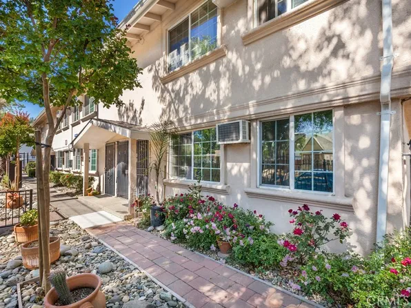 2700 32nd St, Sacramento, CA 95817