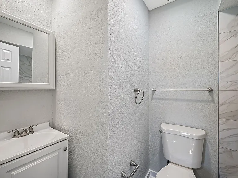 The Flats at Tarpon Springs — Photo 13