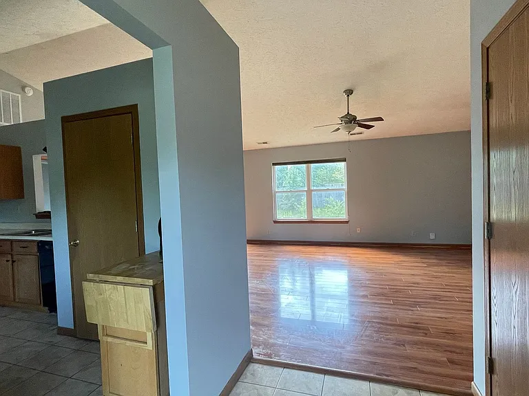 2417 Depauw Dr — Photo 3