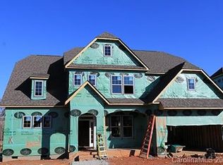 8325 Lake Harmony Dr, Matthews, NC 28105