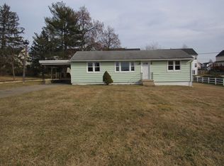34 N Berlin Pike, Lovettsville, VA 20180