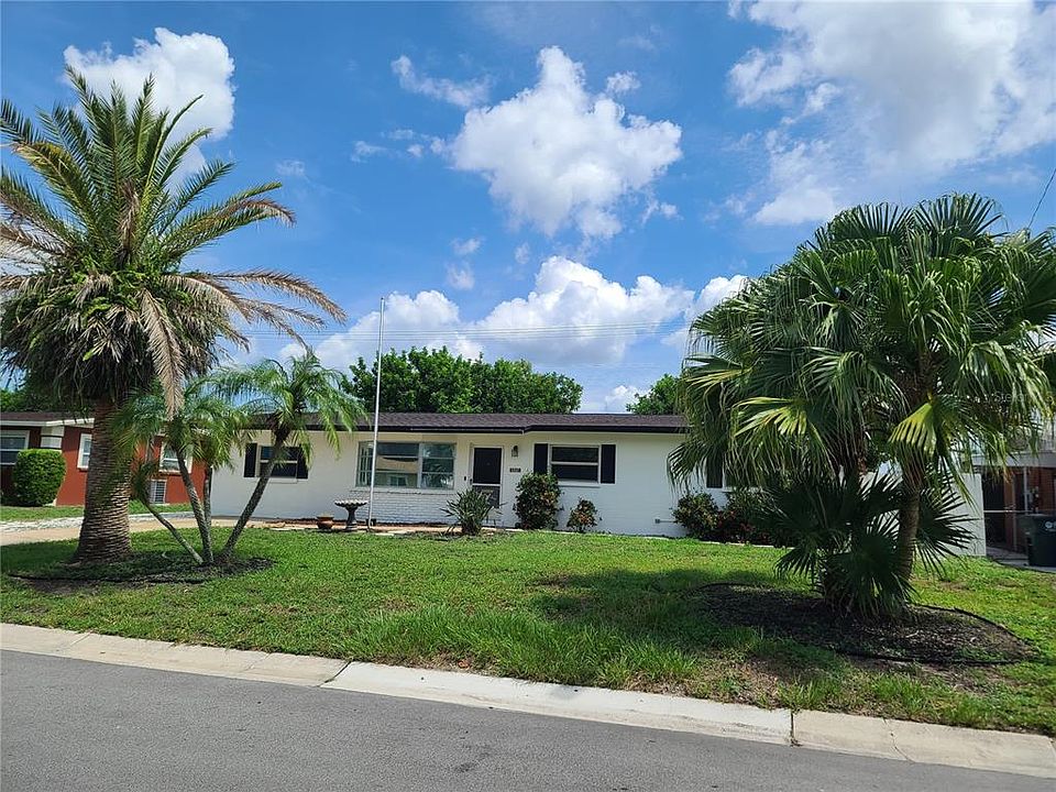 1st image of 2802 OXFORD DRIVE W