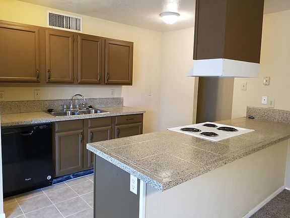 5th image of 5537 Gates Dr