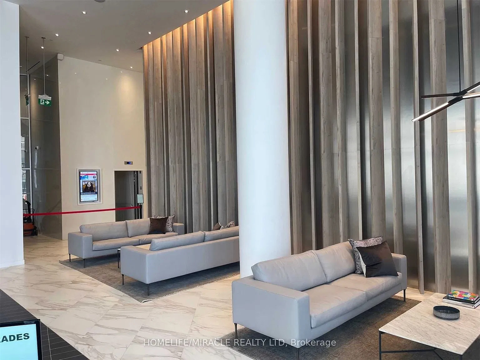 M City Condo (M1) — Photo 2