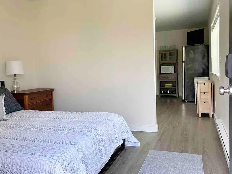 2400 Washington St #4 — Photo 20