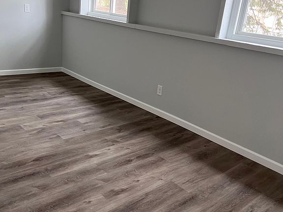 Additional space for office or lounge