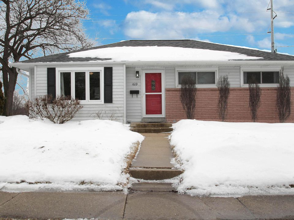 2nd image of 1619 Birch Dr