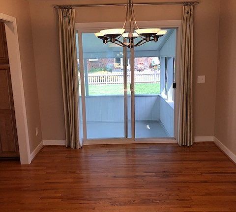4th image of 8521 Millard St