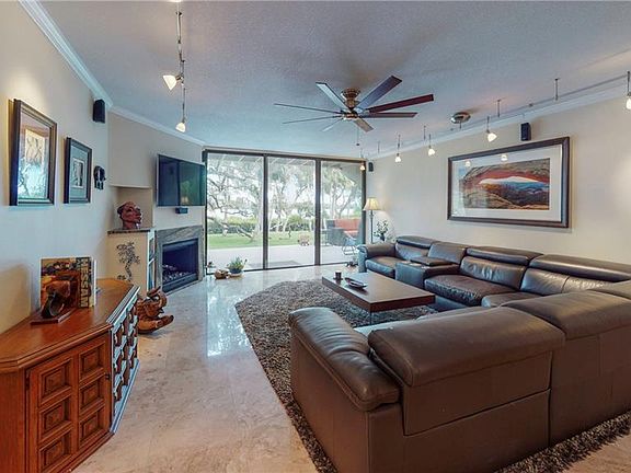 4th image of 1111 N Bayshore Blvd APT A9