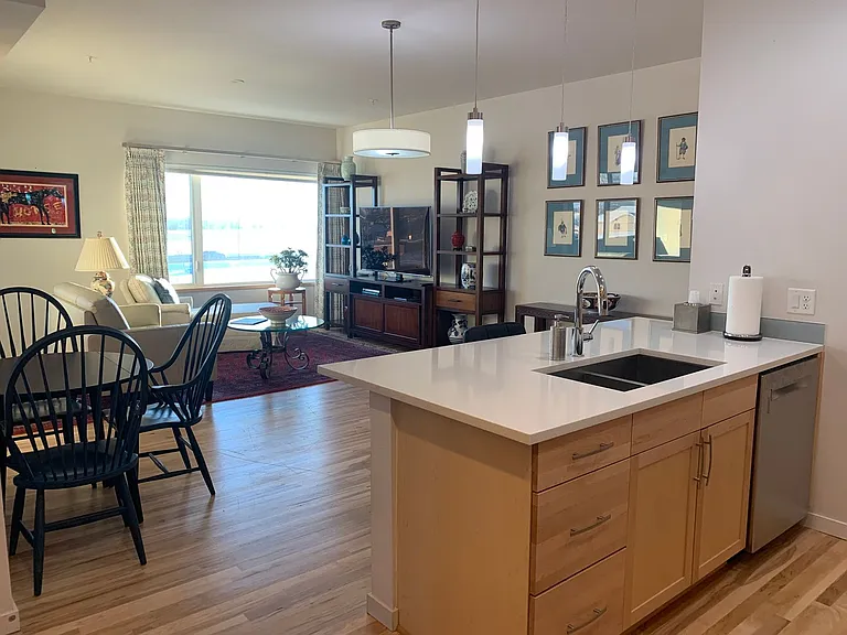 1585 Hecla Way #304 — Photo 2