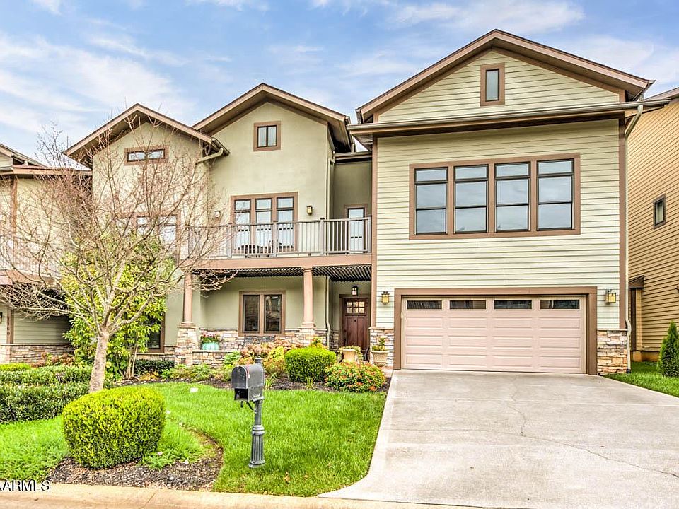 1st image of 1164 Andalusian Way