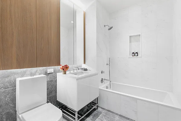 Rented by Sotheby's International Realty | media 19